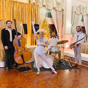 Jazz Cirque Performers