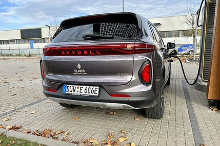 elaris-beoelaris-beo-skywell-et5-skyworth-ev6-2022-laden-heck1667228395-f0fe55c1.jpeg