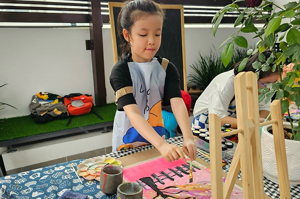 Học vẽ, mỹ thuật, acrylic tại nha trang cùng đội ngũ giảng viên chuyên môn cao tại Arista Music Center. Chương trình dành cho trẻ em, thiếu nhi và người lớn