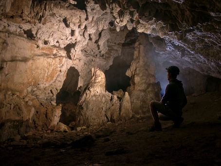 Cavernas: Secretos Ocultos y Maravillas del Mundo SubterrƔneo