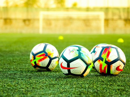 La Liga EspaƱola de FĆŗtbol: Un Siglo de PasiĆ³n y Competencia