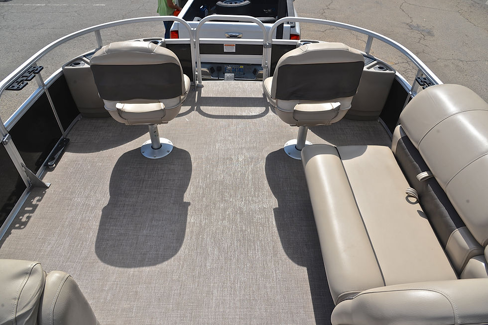 Thumbnail: Sun Tracker Fishin Barge 20 DLX