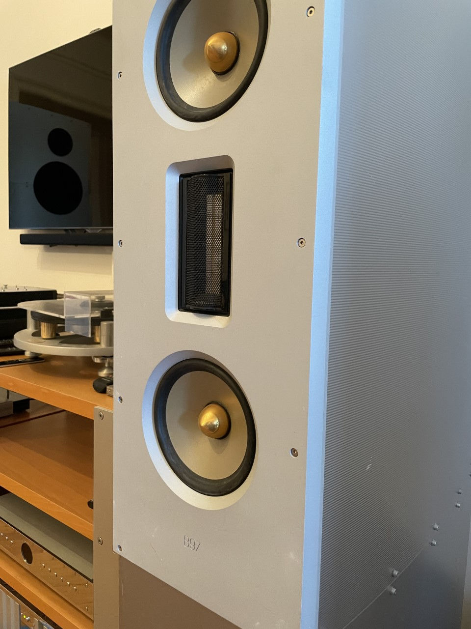 Thumbnail: Burmester B97