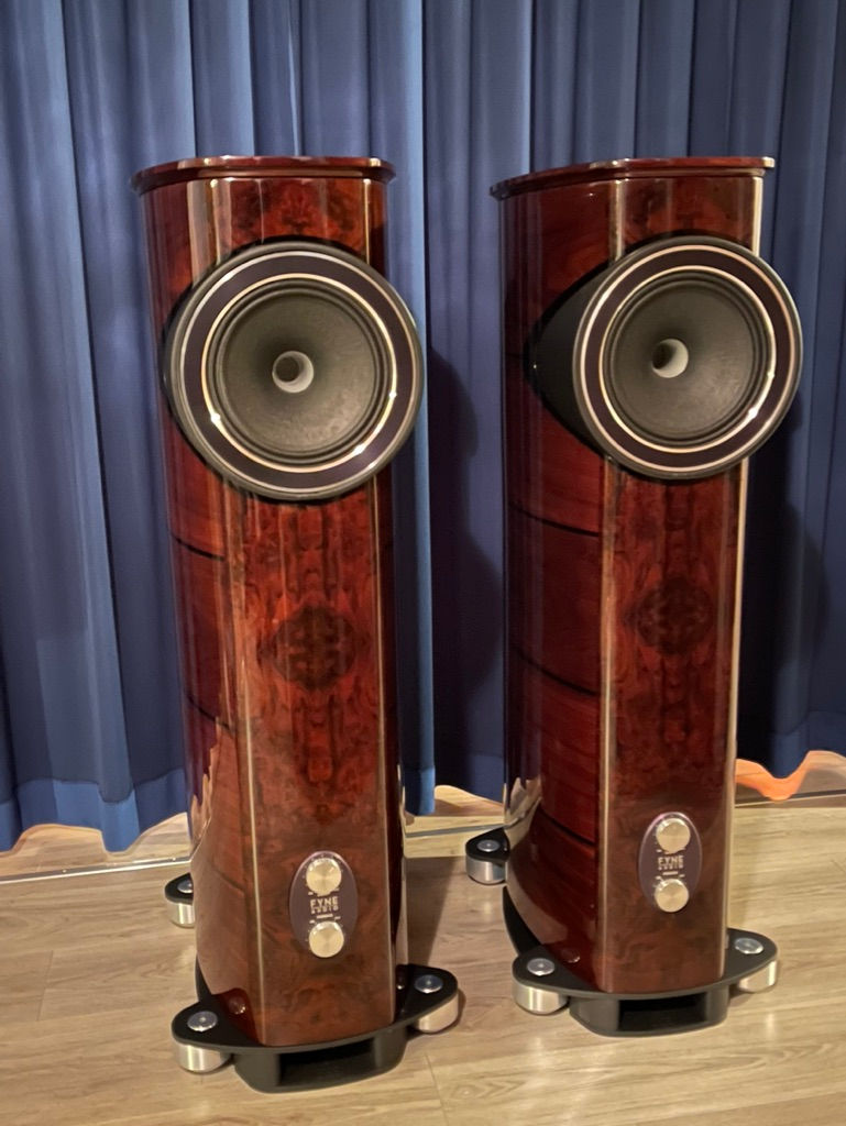 Thumbnail: Fyne Audio F1-10