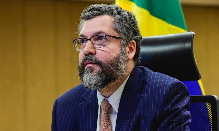 ernesto araujo brasil