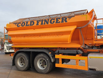 Seznamte se s flotilou skotských sypačů silnic!