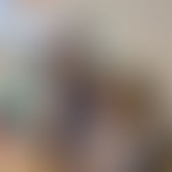 Mladší děti v Edinburghu vyráběly květinové dekorace