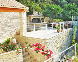 villa pietra - outdoor