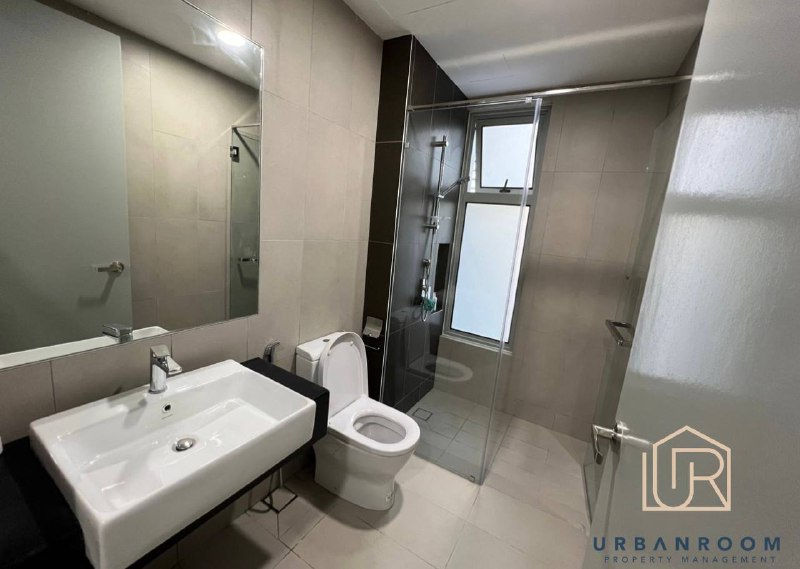 Thumbnail: Junior Ensuite Room @ Sunway GeoLake Residence