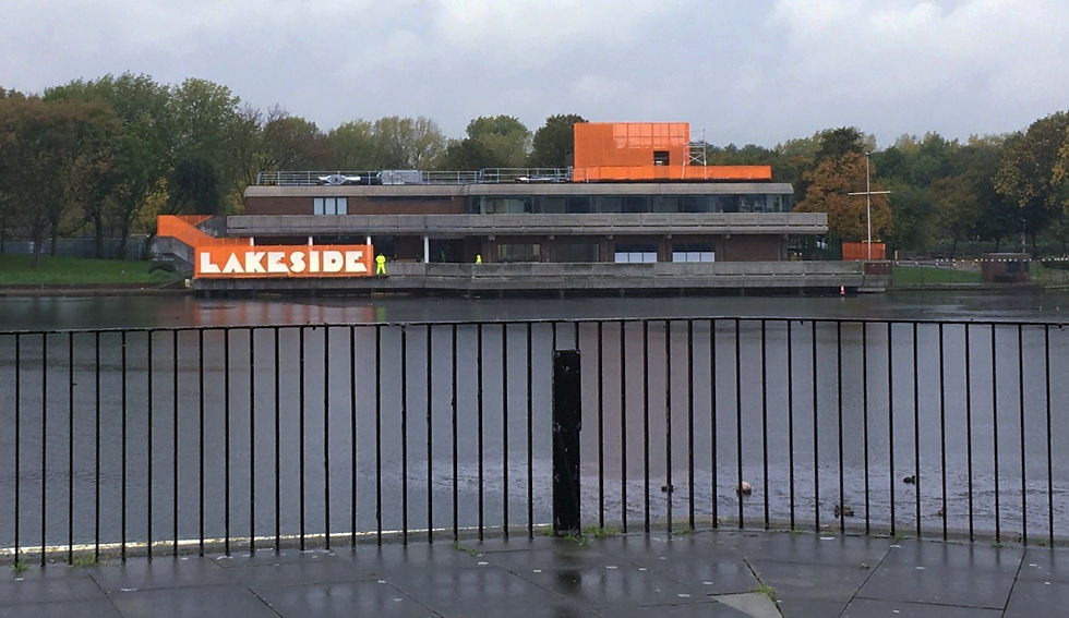 Lakeside : Thamesmead