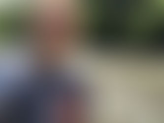 165 - I can't do nostril piercings?! feat. Lee Horton