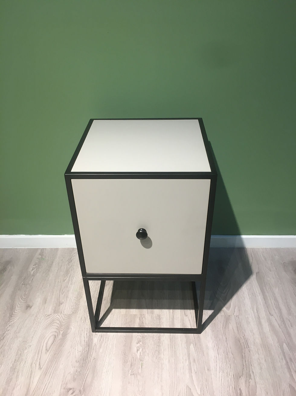 Thumbnail: Night Stand Block En Aire