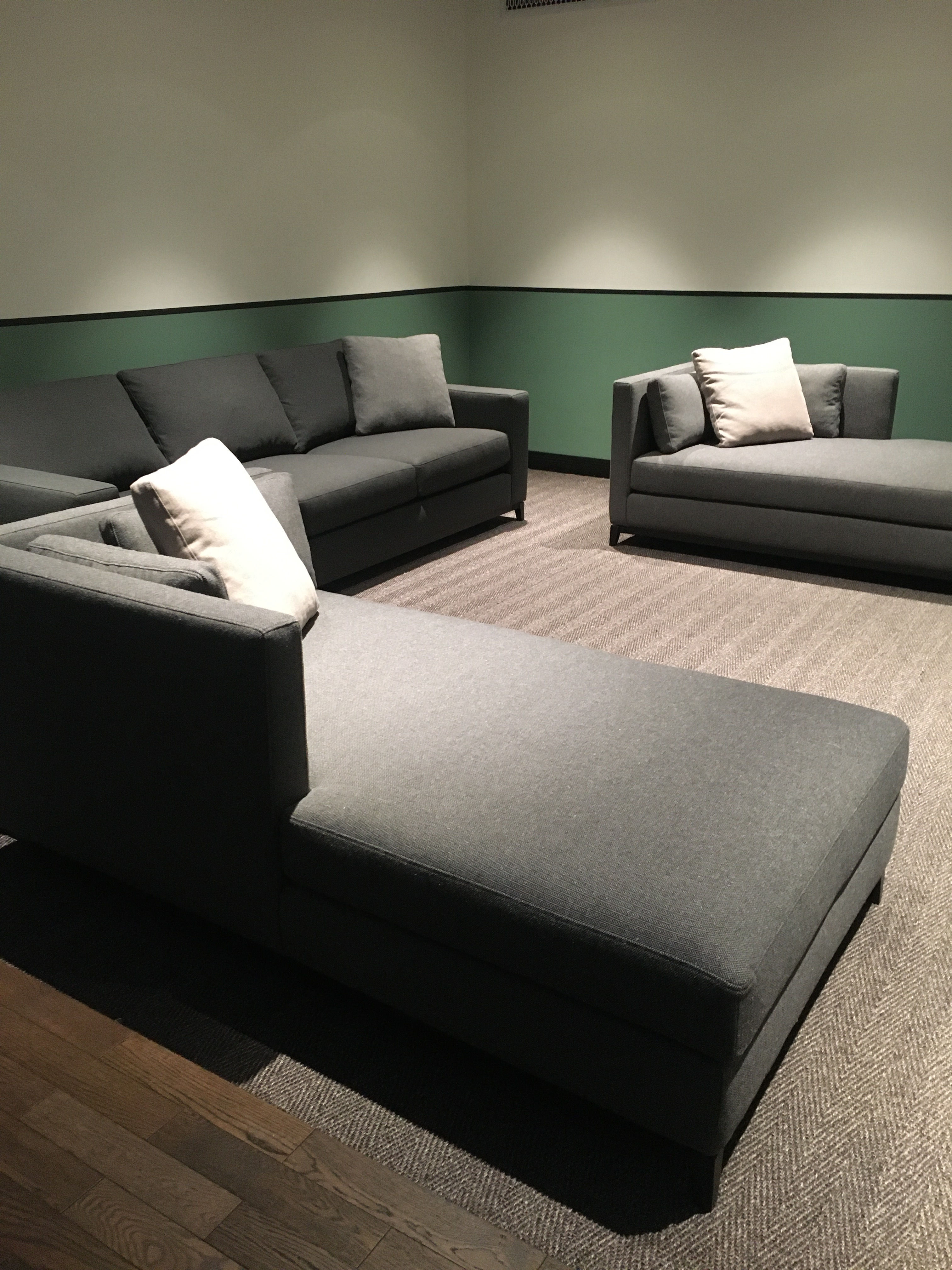 Lounge Santa Monica Reel