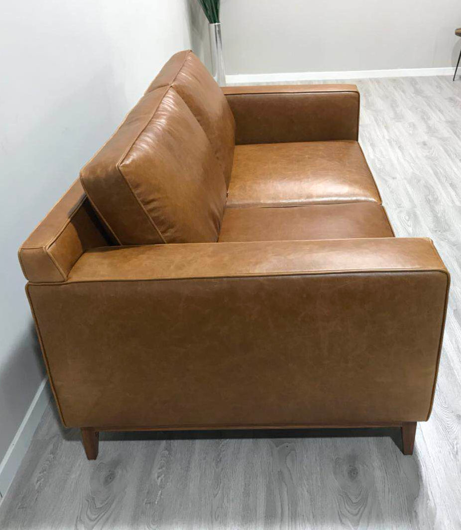 Thumbnail: Manhatten 2 & 3 seater leather combo