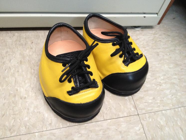 Pittsburgh�s only Custom Shoemakers since 1977