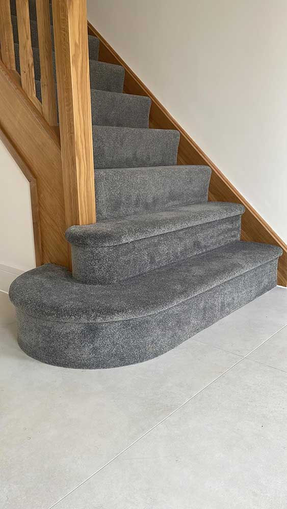 High-quality carpet supply and fitting service in Hartley Wintney home