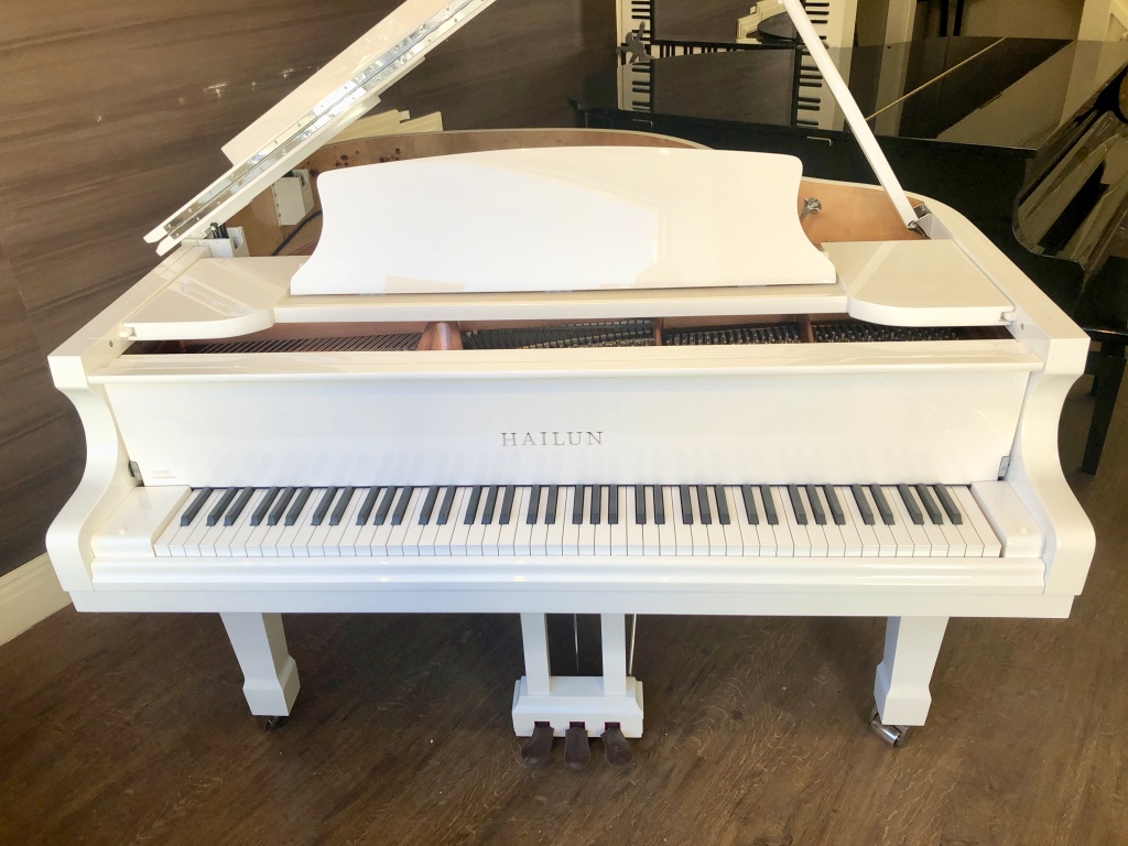 Hailun HG 151 Baby Grand Piano