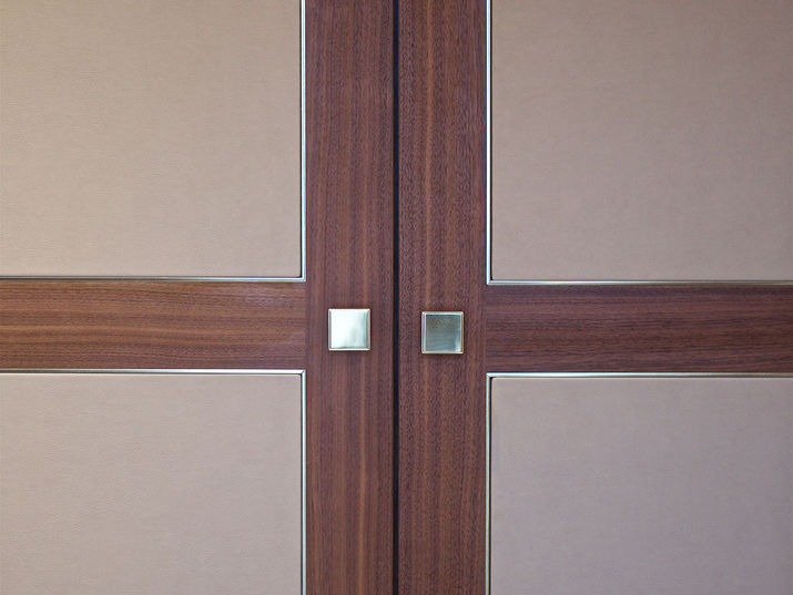 Cochrane Bespoke Bedroom & Dressing Rooms West London Cochrane Bespoke provides a comprehensive design service for private clients, developers, and hoteliers throughout the UK and abroad.