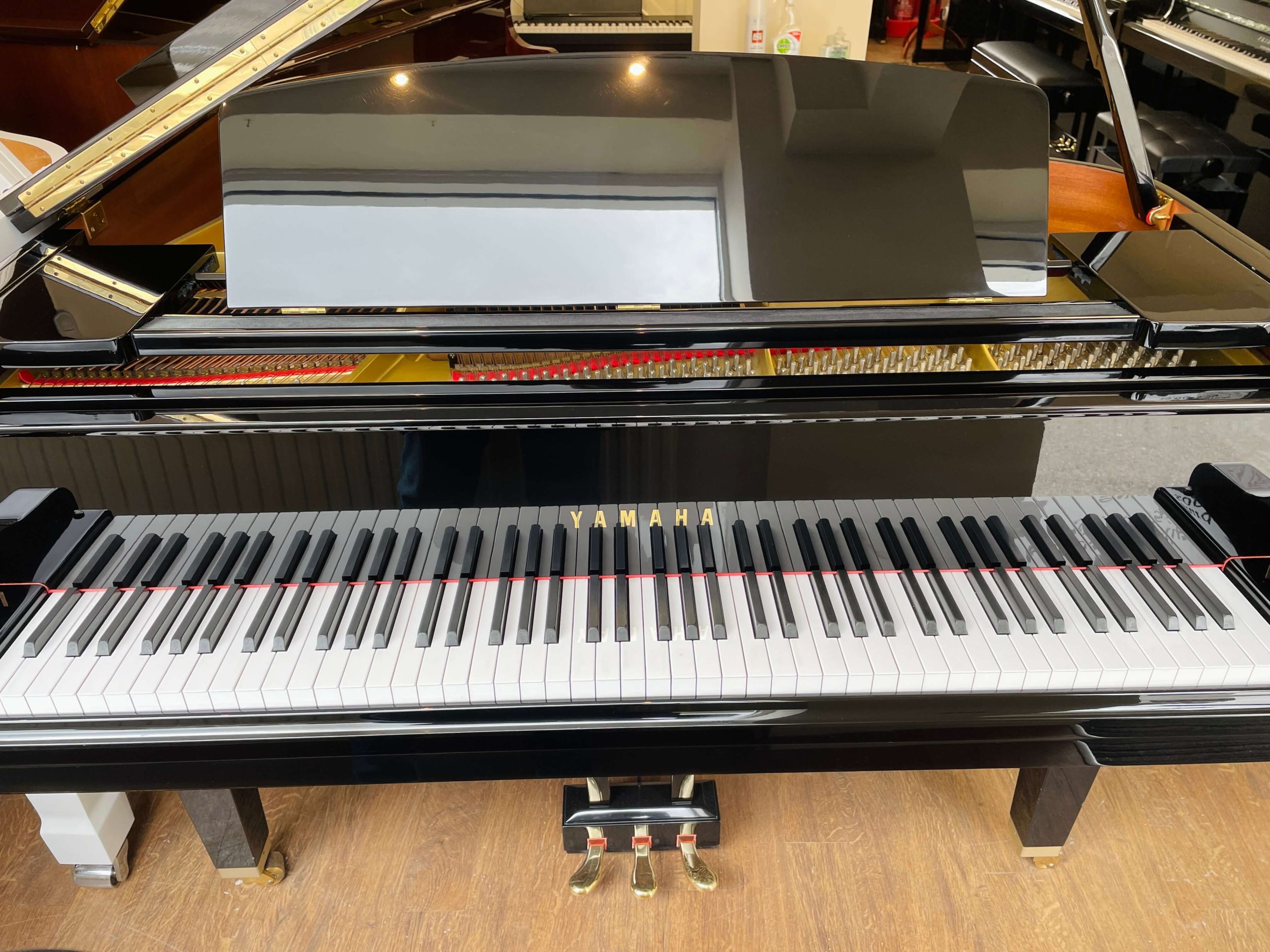 Yamaha GH1 Baby Grand Piano