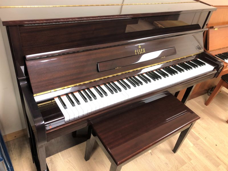 Essex UP111E | Handel Pianos