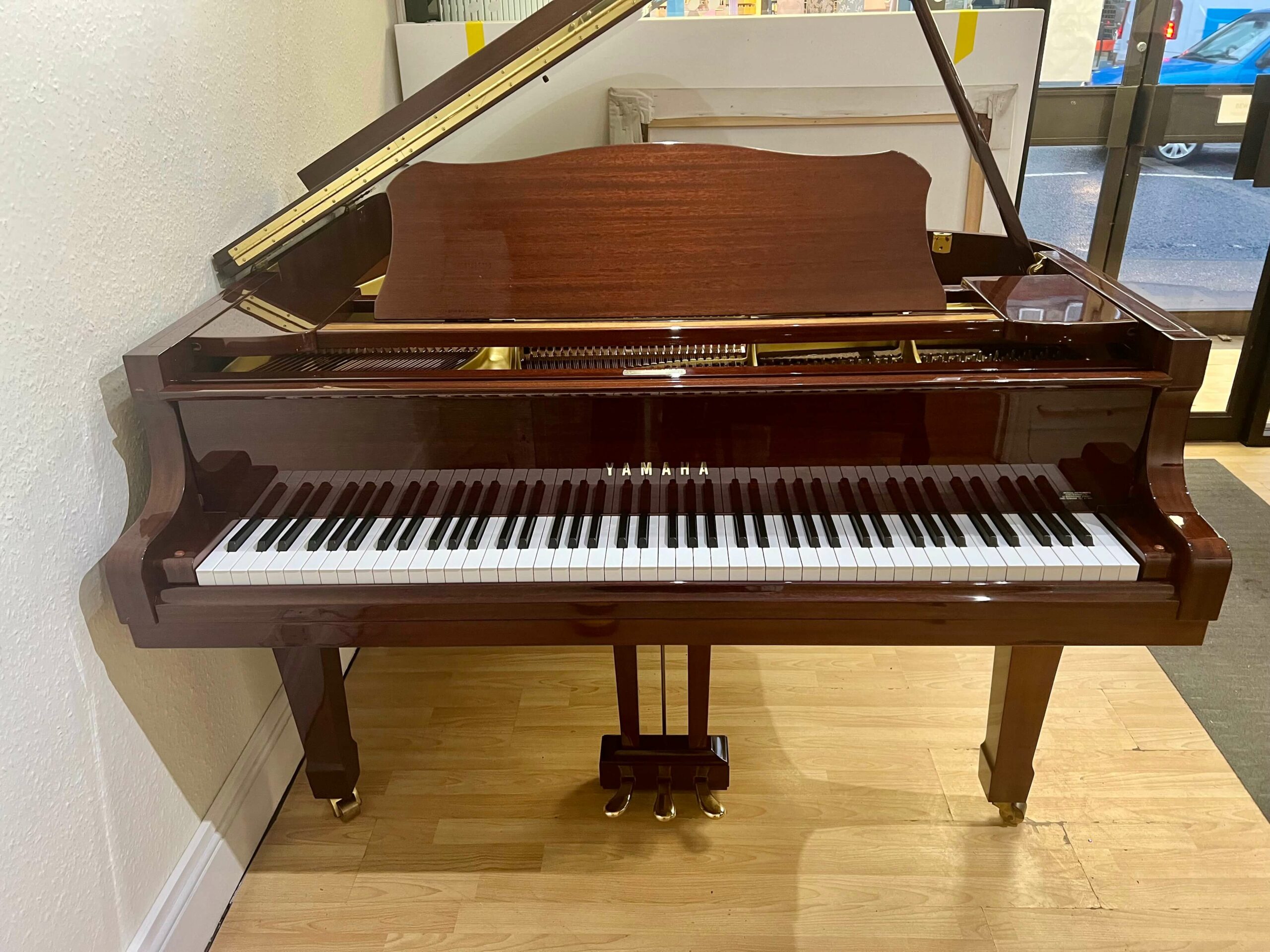 Yamaha G2 Baby Grand Piano For Sale In Gloss Black Japanese