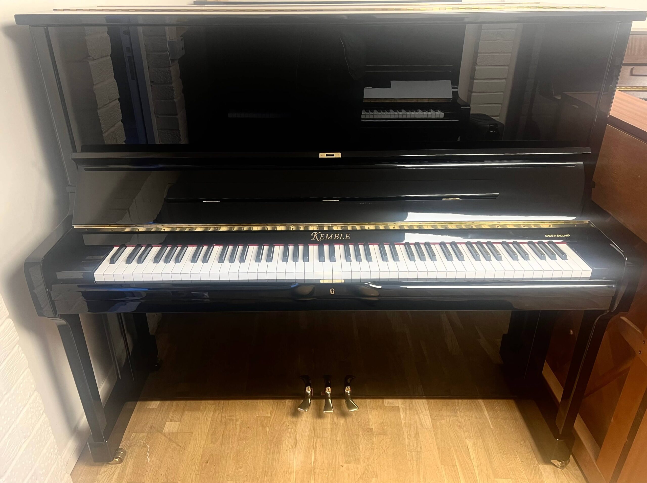 Kemble K131 Upright Piano | Handel Pianos