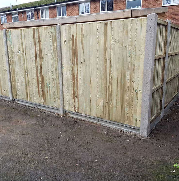 Fencing Services Yateley Abiz Landscapes