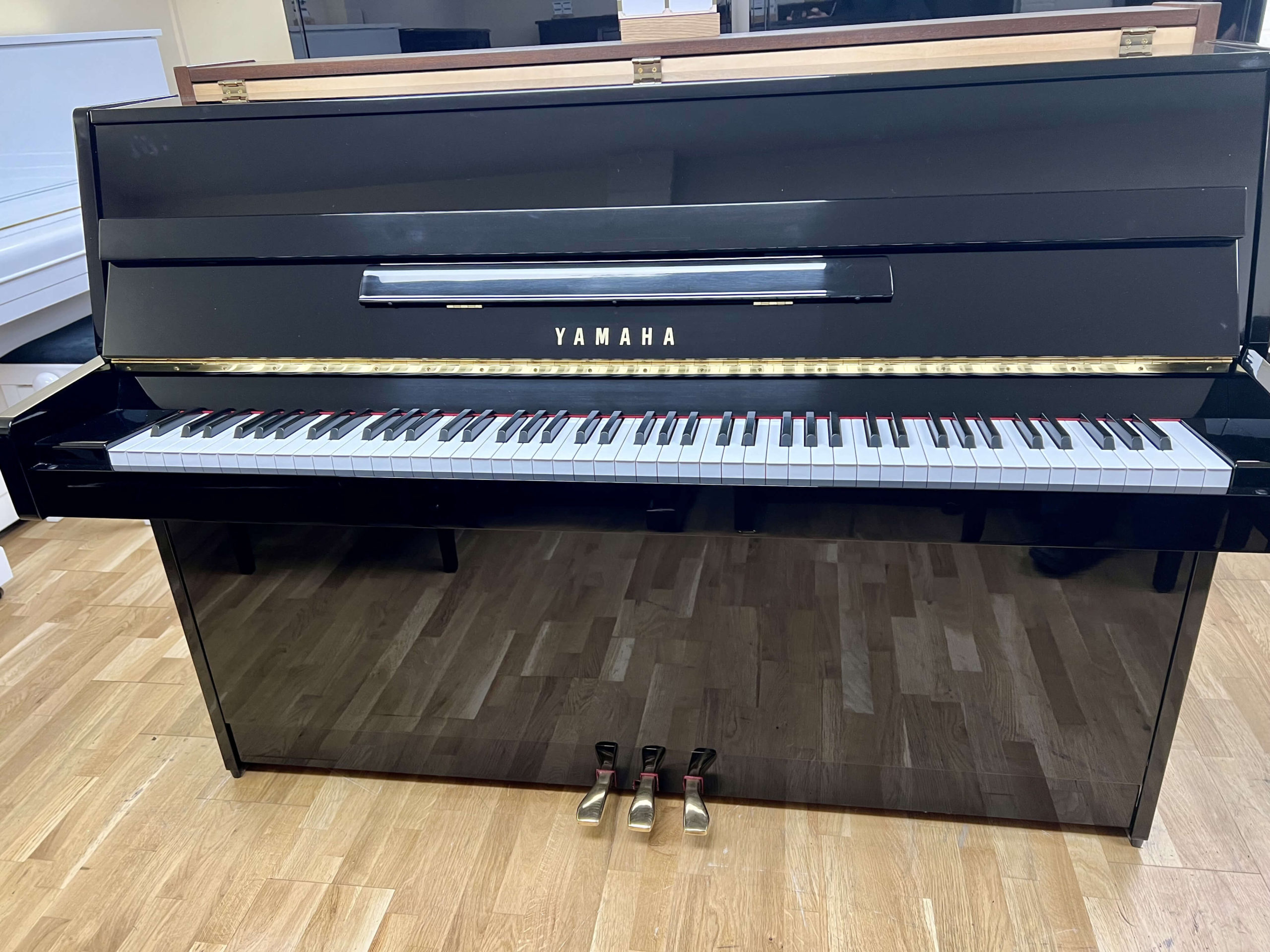 Yamaha C108 | Handel Pianos