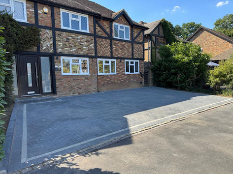 ACK Landscaping Driveways, Patios, Landscaping Services Fleet, Aldershot, Yateley, Farnborough. New Driveways, New Patios