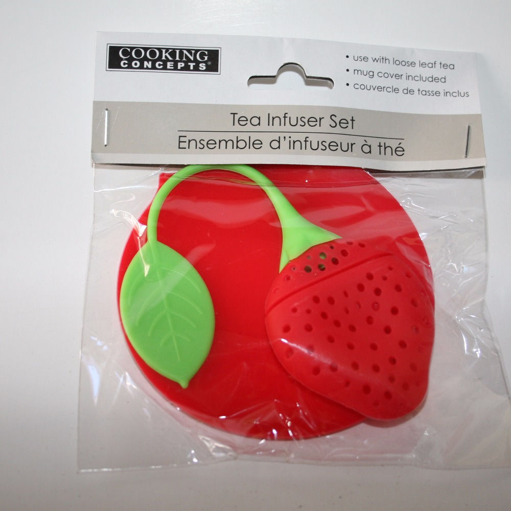 Novelty Strawberry Silicone Tea infuser with pad