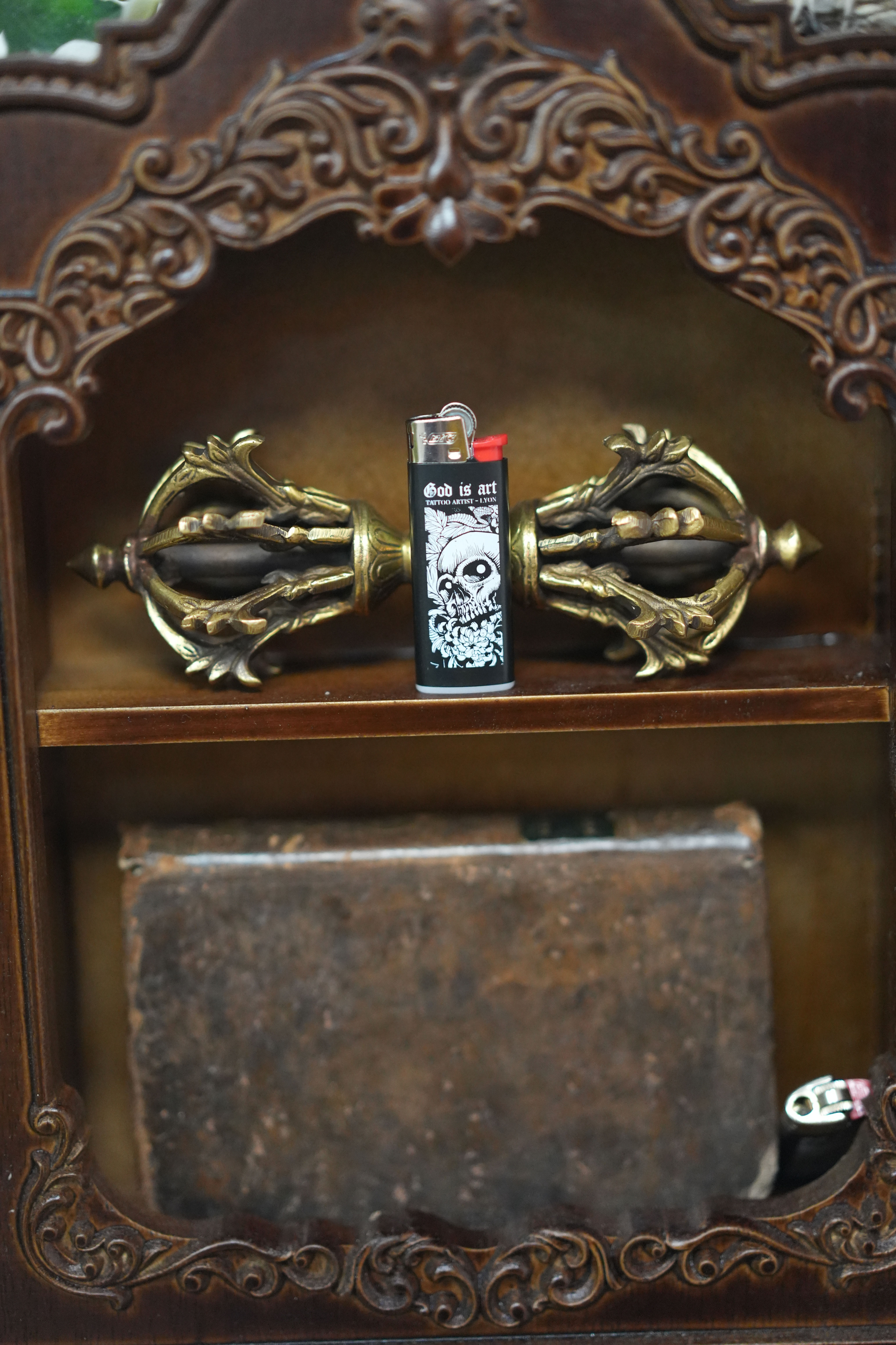 Briquet God Is Art — Édition Blackwork