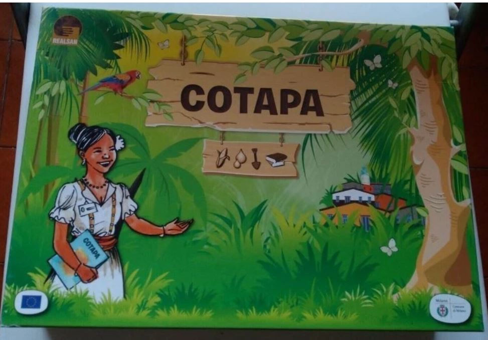 Donna sorride, COTAPA, giungla tropicale