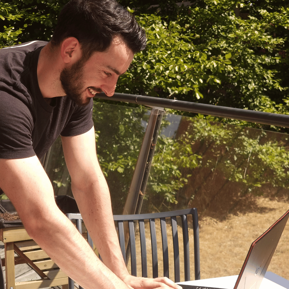 Body Ark Personal Trainer Colchester, Essex and Online Coach helping people lose weight and burn body fat