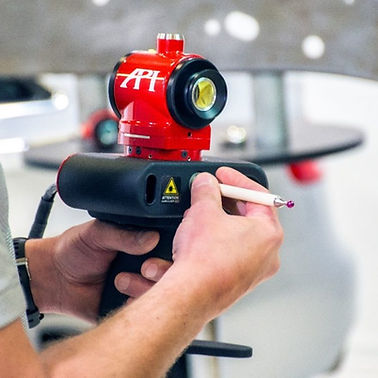 iScan3D-provides-both-scanning-and-tactile-measurements-1024x682.jpg