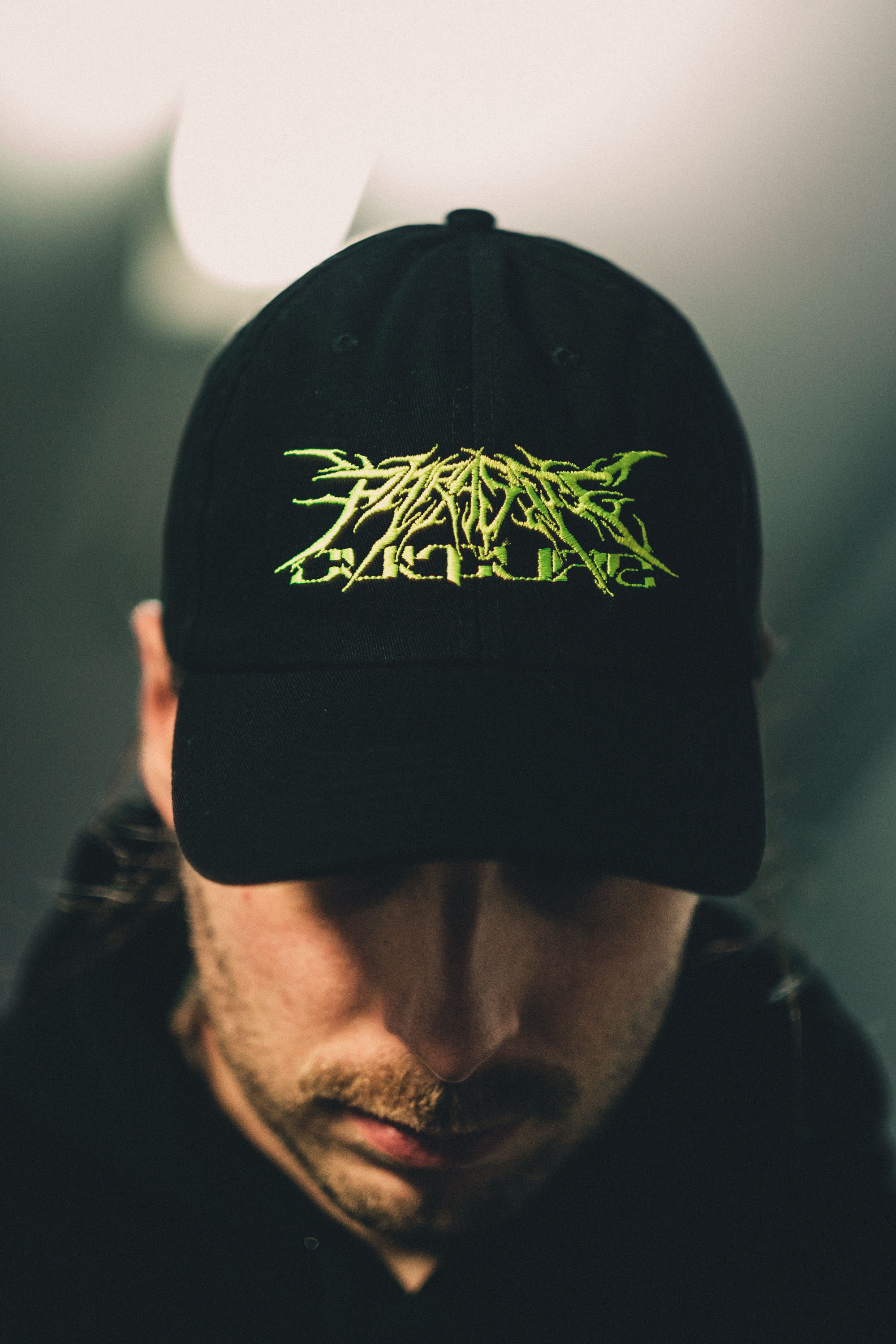 007. PARASITE CULTURE CAP