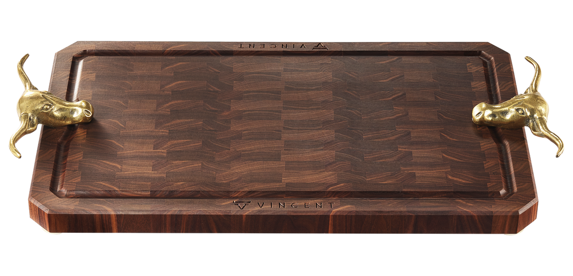 The Entertainer - 25" x 15"