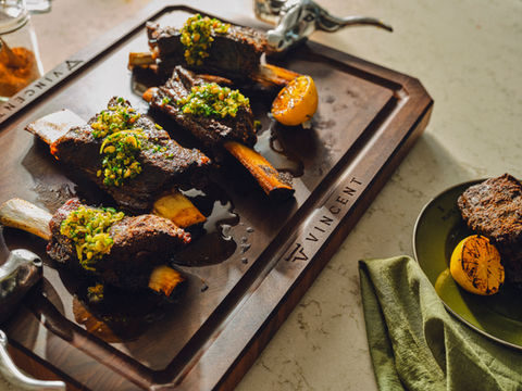 Vincent boards are handcrafted from a single American walnut tree.
Never blended. Never compromised.
More than a cutting board, they’re a statement of refined taste—
a symbol of strength, artistry, and legacy.
Made to serve—and to last—for generations.