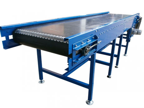 Conveior inclinat - Banda cauciuc - Procesare deseuri