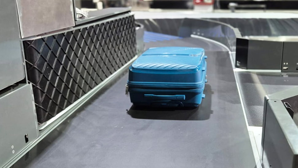 baggage-sorting-diverter-horizontal-airportconveyors-eu.jpeg