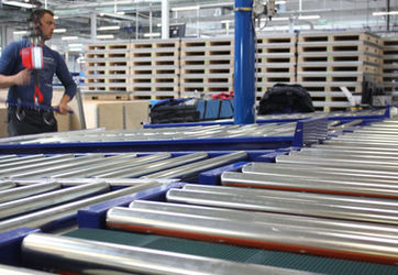 Linie de conveioare Automotive - Sistem de conveioare cu role - SELF TRUST Romania