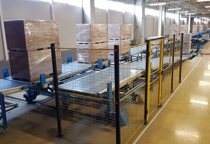 Conveioare cu banda transport paleti - Logistica - SELF TRUST Romania