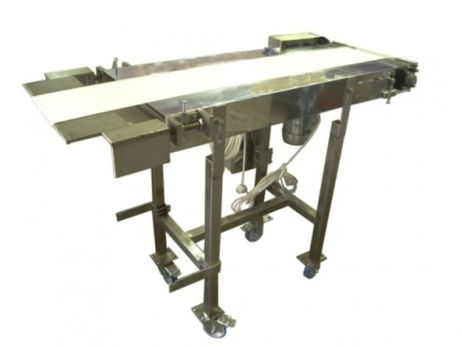 Conveior orizontal - Banda poliuretan trecere pe cutit - Structura Otel Inox - Prevazut cu rotile