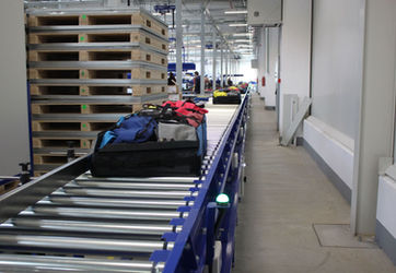 Linie de conveioare Automotive - Sistem de conveioare cu role - SELF TRUST Romania