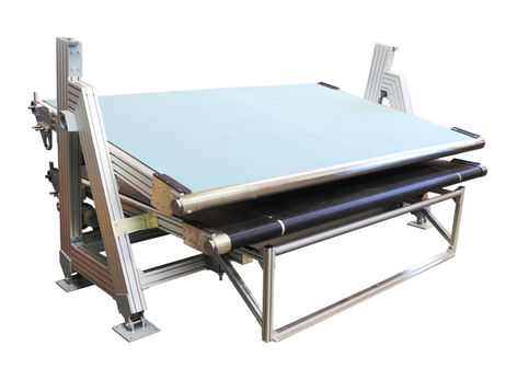 Conveior aplicații speciale – mașină scanat și marcat piele - SELF TRUST Romania