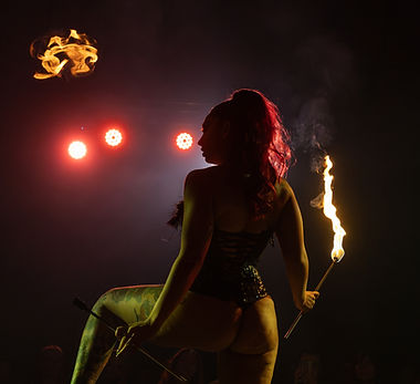 0D9A5154 (1)_edited_edited.jpg