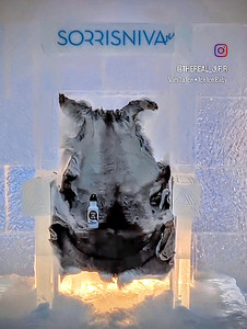 Throne - Sorrisniva Igloo Hotel