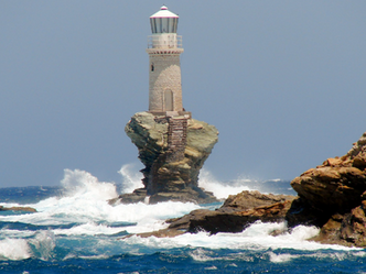 Lovely Lighthouses worth Sailing the Seas to See