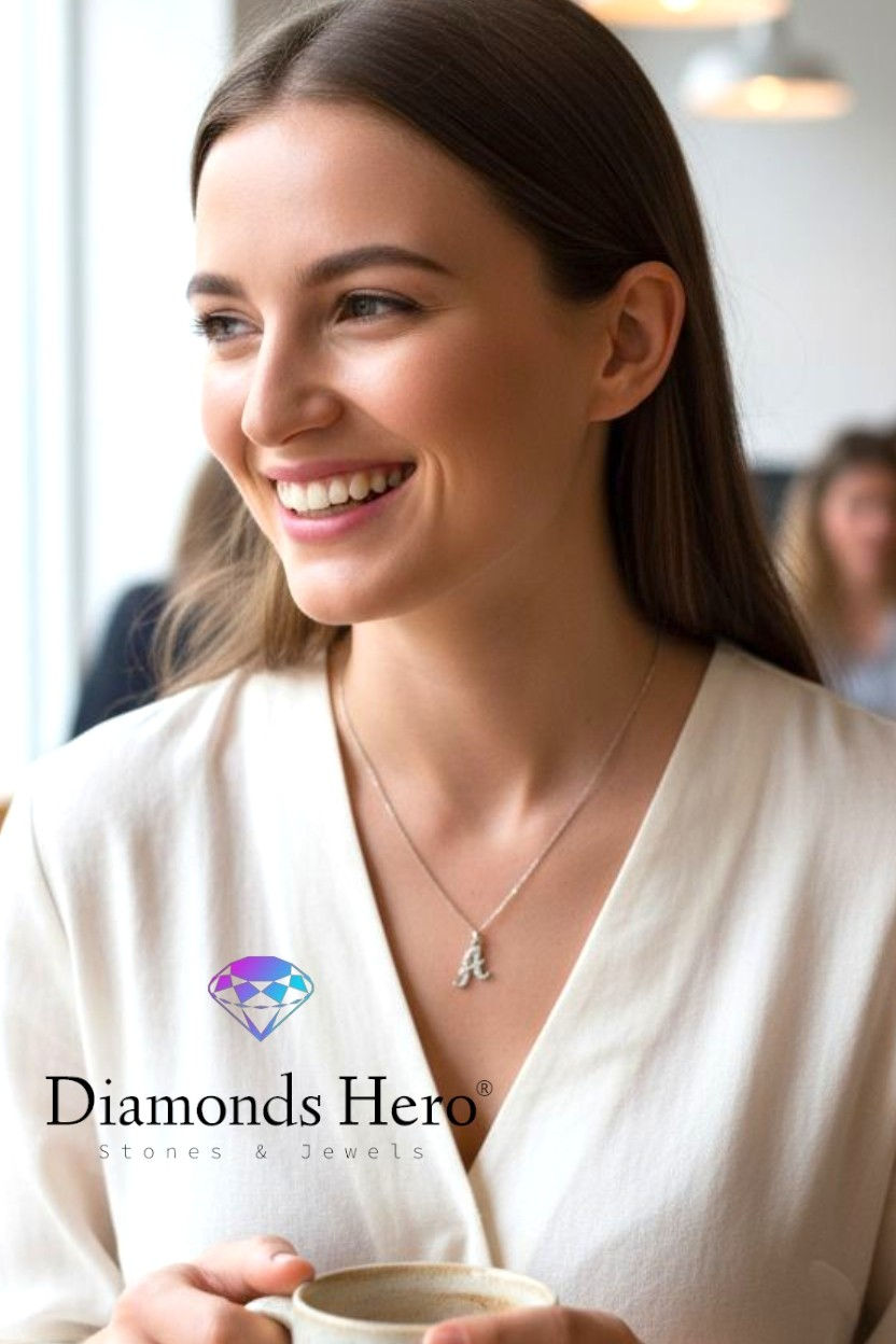 Miniatura: diamondshero.it collana pendente moissanite argento oro punto luce necklace diamond diamante lettera