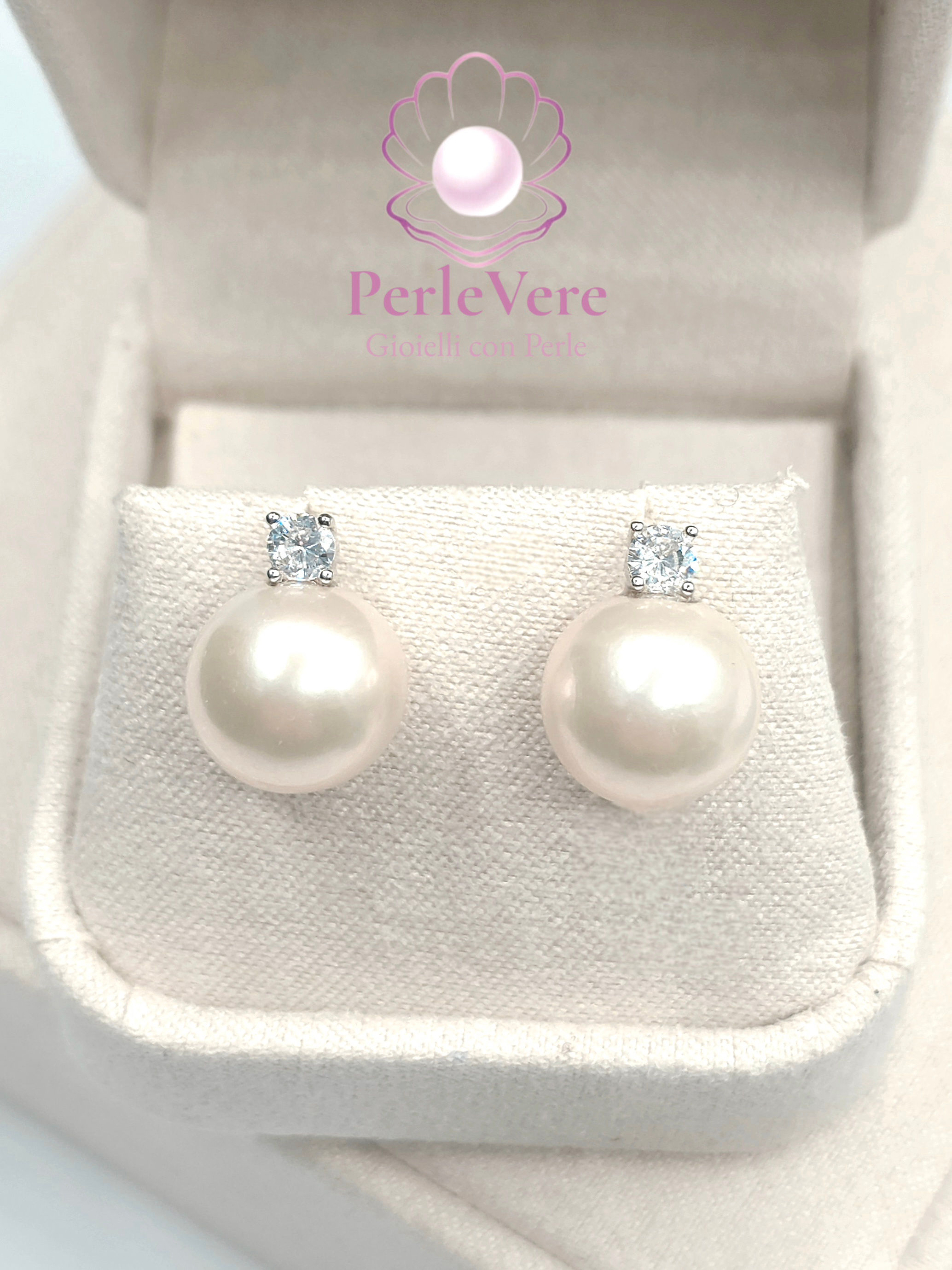 perlevere.it orecchini con perle di acqua dolce bianche punto luce white pearls earrings