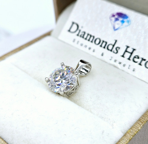 Diamant Moissanite 2.5 Ct - Certificat GRA - Inscription Laser - Neuf Avec étiquette